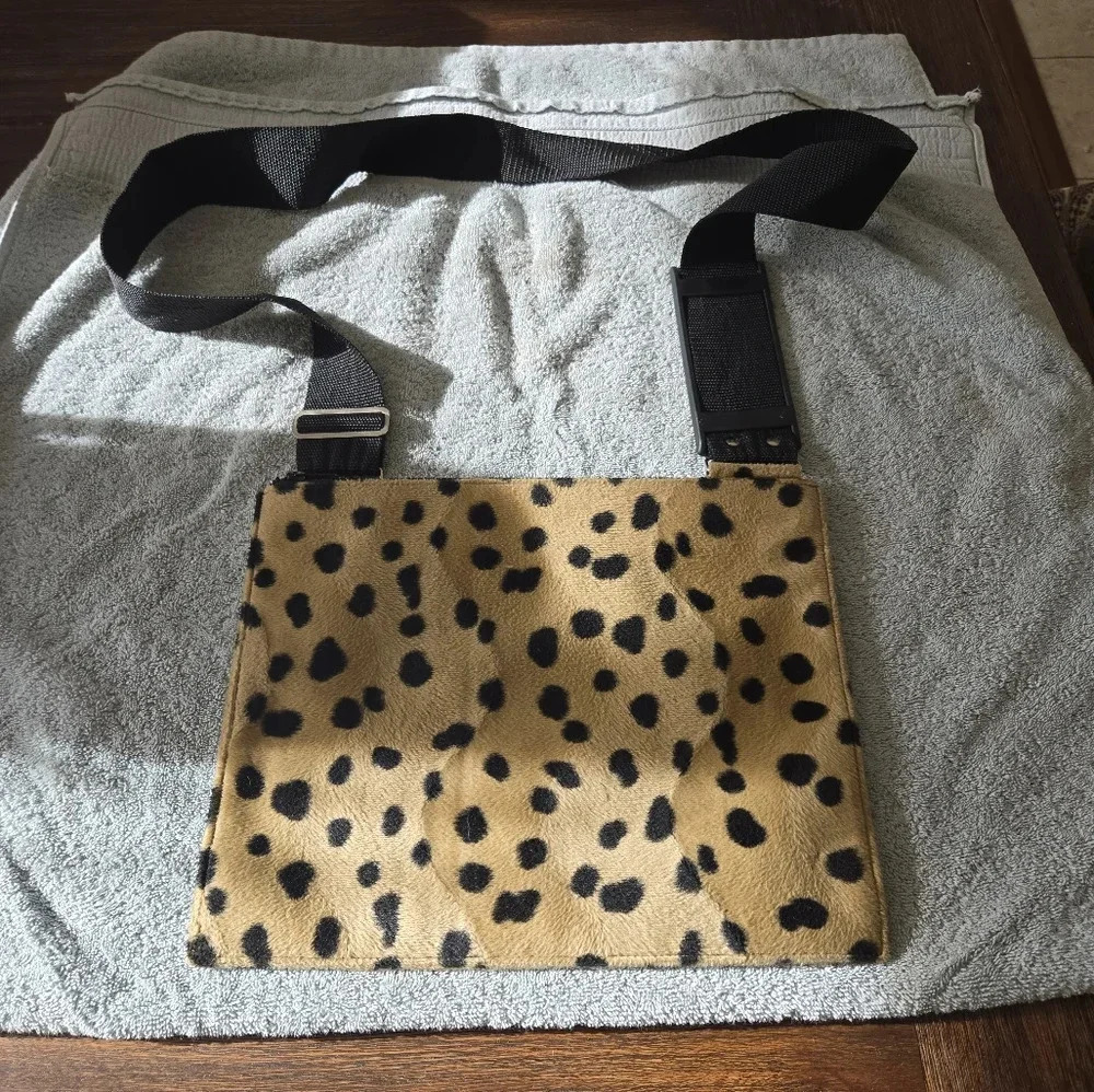 Arleen C Vintage  Faux Fur Animal Print Crossbody Bag